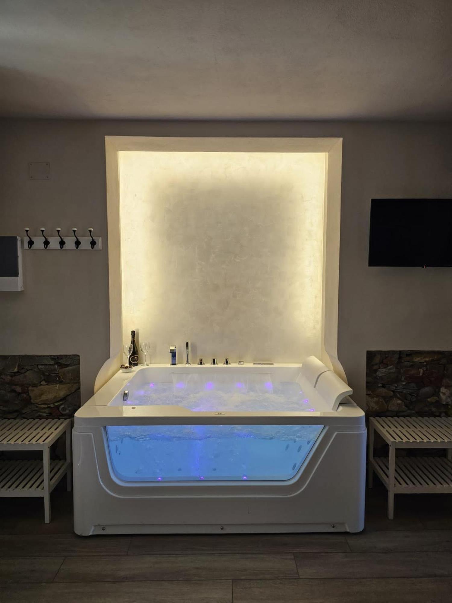 Il Tiglio Jacuzzi&Sauna Lucca Luaran gambar